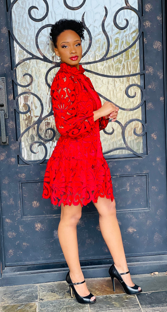 How to Wear Your Favorite Lace Stress for All Occasions? SASSYN Designer Boutique How to Wear Your Favorite Lace Stress for All Occasions? SASSYN Designer Boutique