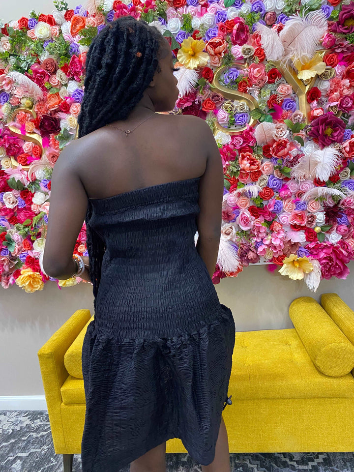 Black Sleeveless Smocked Dress