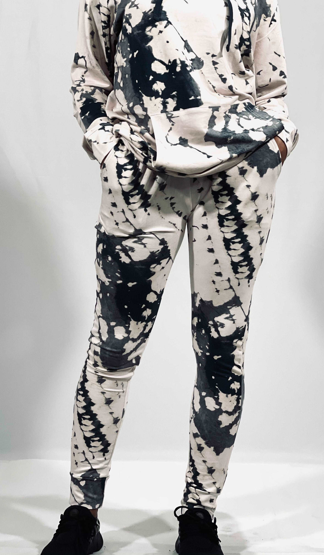 Black Tie-Dye Sweatpants