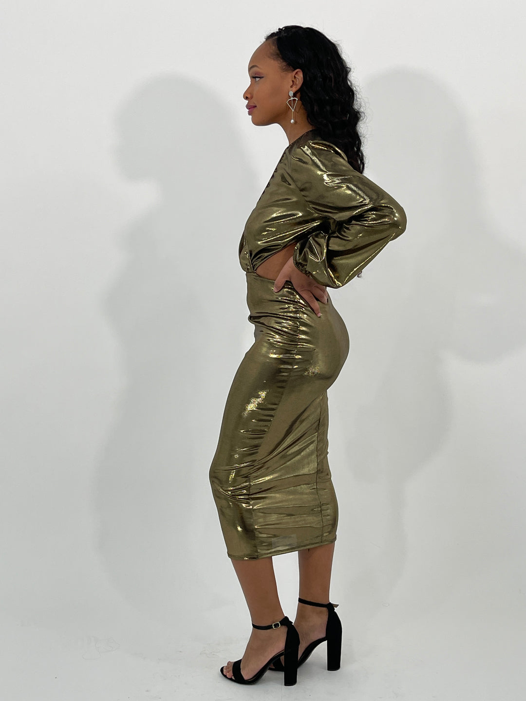 Suave Gold Dress