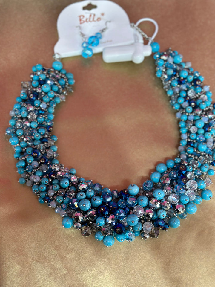 Sassyn Crystal Choker