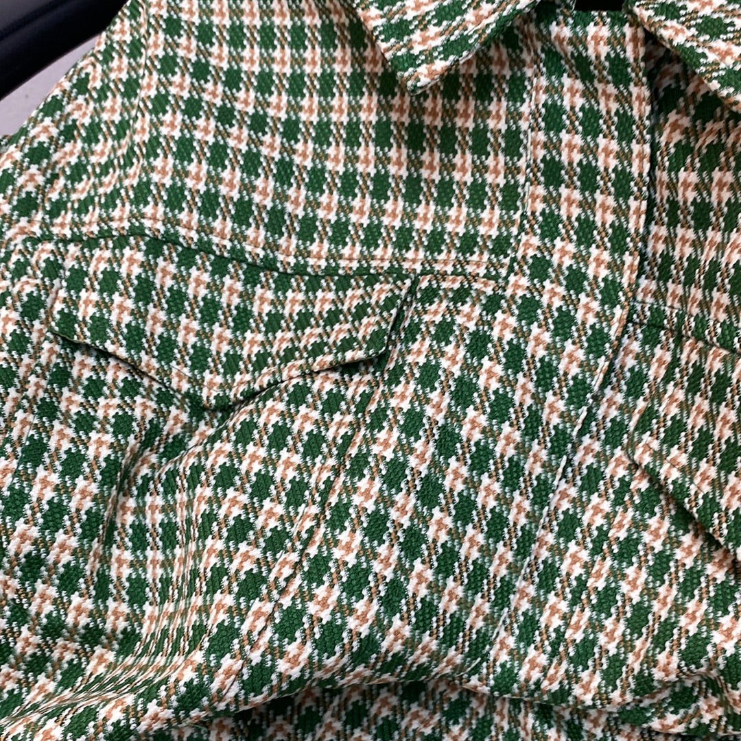 Green Buttoned Jacket