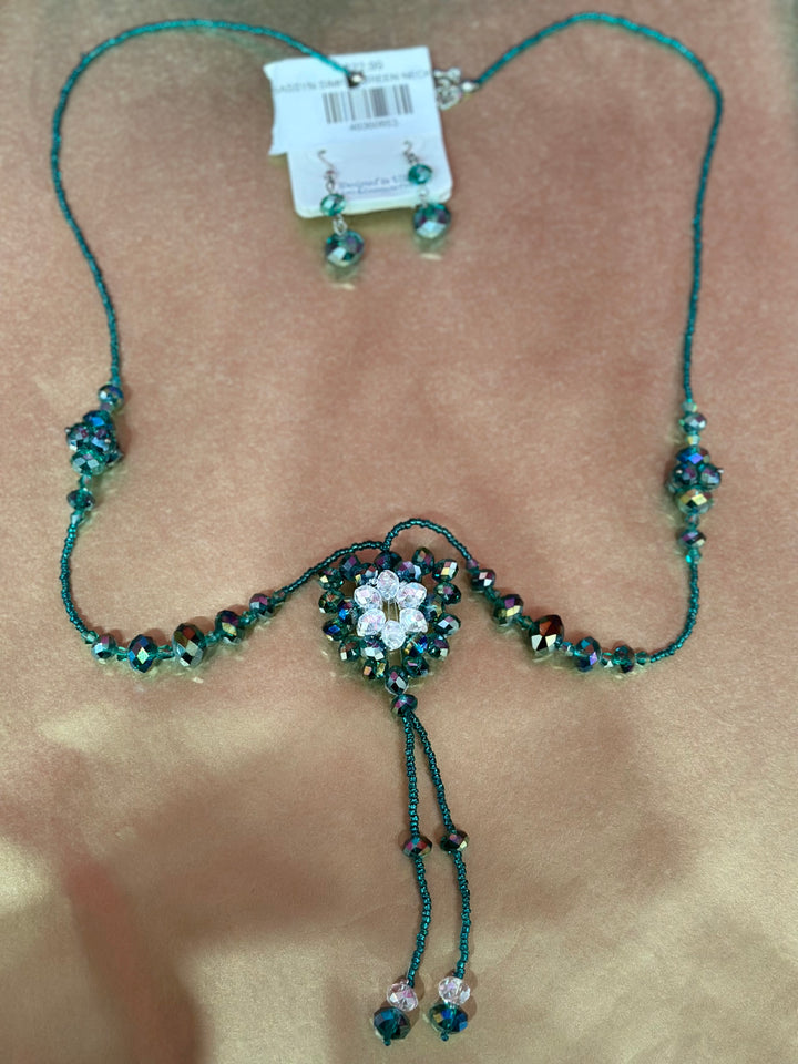 Sassyn Simple Green Necklace