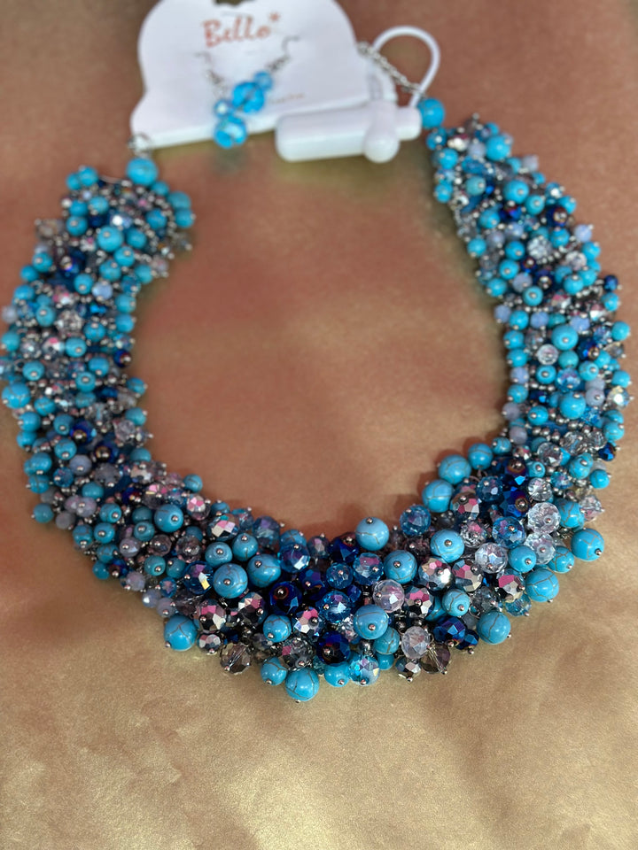 Sassyn Crystal Choker
