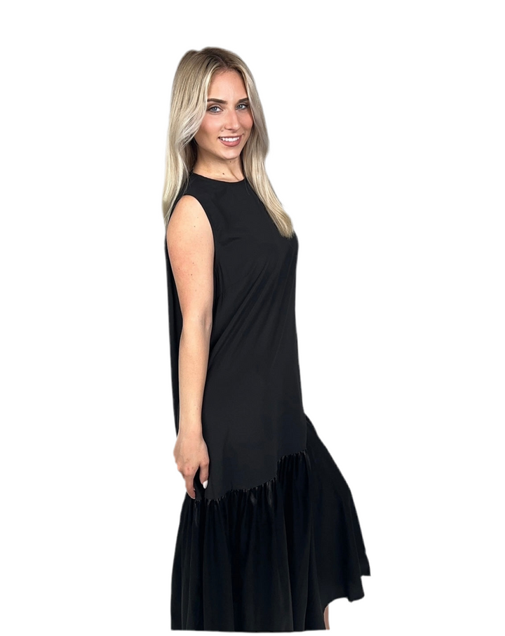 Black Round Neck A Line Maxi Dress