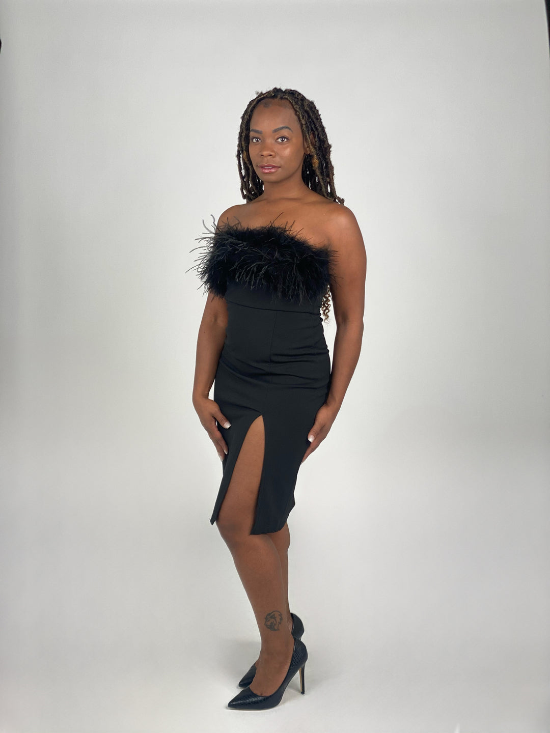 Black Sleeveless Feather Dress