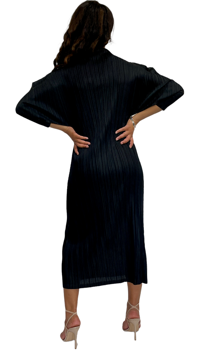 Black Sassyn Batwing-Sleeve Dress