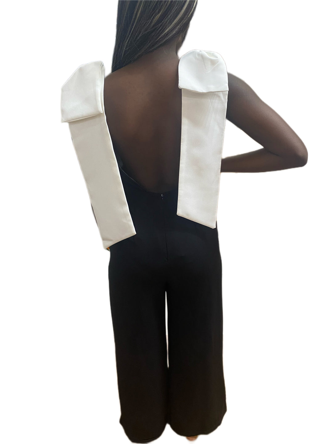Sassyn Black/White Detachable Bow Jumpsuit