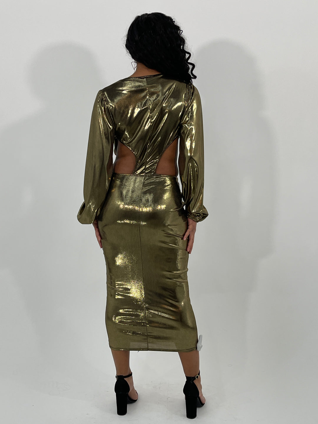 Suave Gold Dress